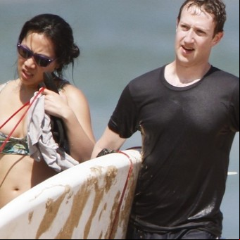 Mark Zuckerberg reveló el motivo por el que hace surf cada mañana para afrontar su día laboral