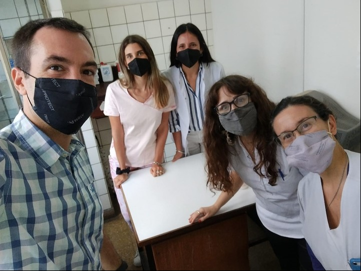Los voluntarios recibirán seguimiento personalizado de médicos y nutricionistas. Hospital de Clínicas. Foto Gentileza MicrobiAr.