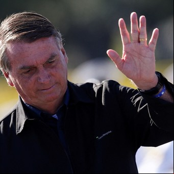 Brasil: Jair Bolsonaro indultó a un diputado condenado a prisión por la Corte Suprema