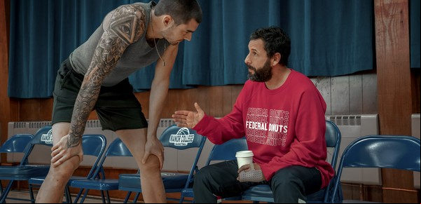 El basquetbolista que actúa con Adam Sandler en la película "Garra" se quedó sin equipo y su futuro en la NBA es una incógnita