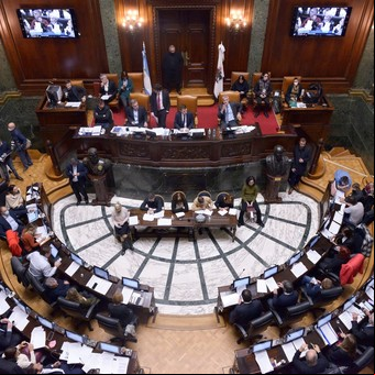 Hackearon la Legislatura porteña: piden no usar las computadoras internas ni la red de wifi
