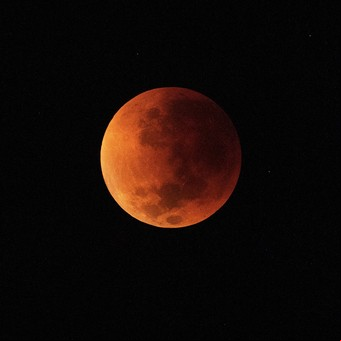 Eclipse lunar del 8 de noviembre 2022:  a qué hora es y dónde se verá