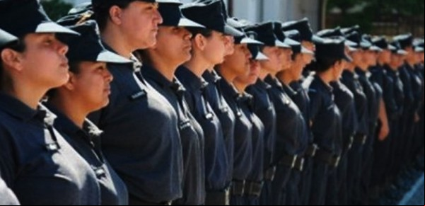 Un informe revela que más de un tercio de las mujeres policías de Santa Fe sufrieron acoso sexual: el 80% lo padeció de un superior
