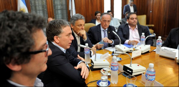 Mauricio Macri muestra a sus ex ministros, con ánimo de reivindicación y la mirada en 2023