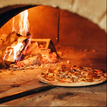 Pizza a la piedra