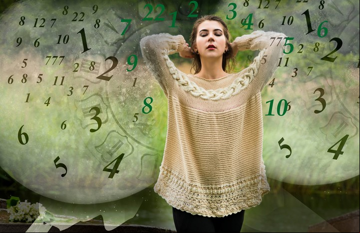 Qué significa 0909 hora espejo. Numerología. Se cierra un ciclo. Abre otro. Pensar en los otros, en lo colectivo./ Shutterstock.