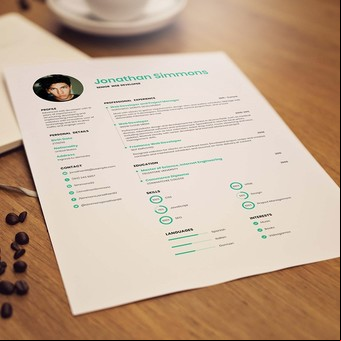 La web gratuita que "tunea" tu CV: le da diseño top y ahora ayuda a redactarlo
