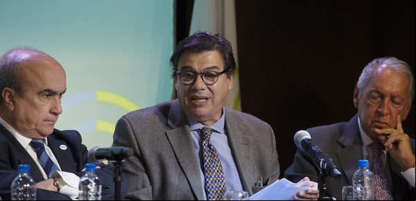 Más cambios en el Gabinete: se va Claudio Moroni de Trabajo