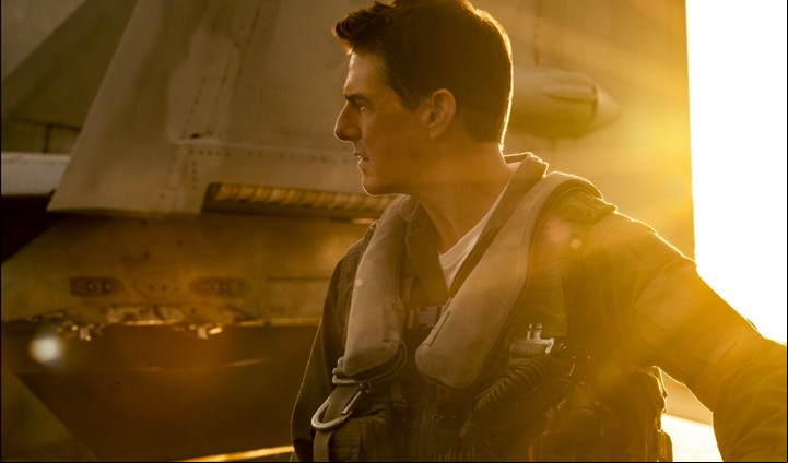 Como en la de Tony Scott, hay muchos tonos anaranjados o amarillos en la película, que sí tiene una trama y un objetivo preciso.