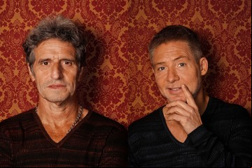 Por qué Adrián Suar y Diego Peretti la están rompiendo con una comedia en teatro