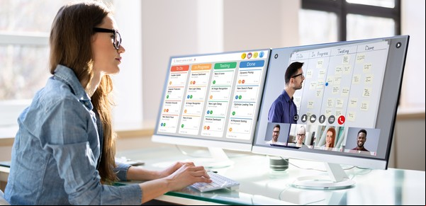 Ganar en dólares sin salir de casa: 7 sitios web para conseguir trabajo remoto en el exterior