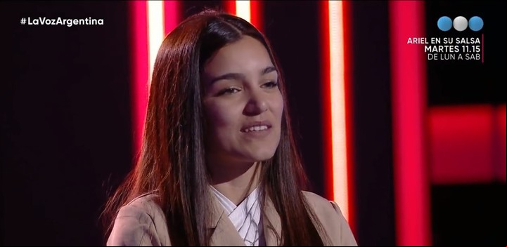 Ángela Navarro, la más elogiada hasta ahora en la actual edición de  La Voz Argentina. Captura TV.