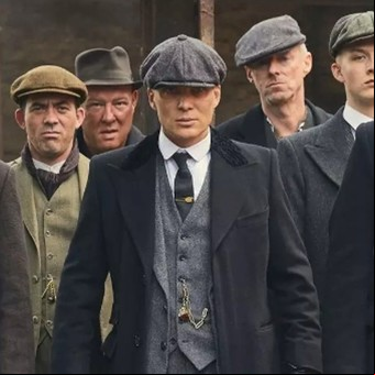 Vestidos como los Peaky Blinders robaron joyas que valen U$S 30.000.000