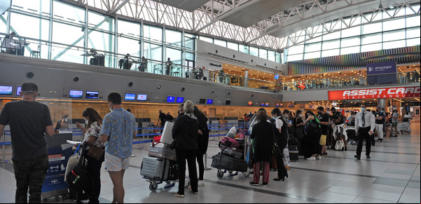 Cielos abiertos: el Gobierno autoriza a tres low cost a volar nuevas rutas al exterior
