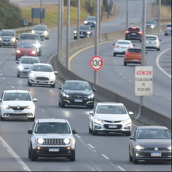 Salir a la ruta: qué debés llevar en el auto para evitar multas y problemas
