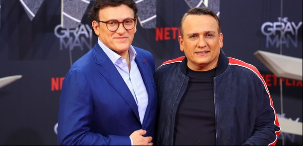 Exclusiva con los hermanos Russo, de Avengers a dirigir la película más cara de Netflix, El hombre gris