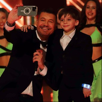 Marcelo Tinelli arrancó Canta Conmigo Ahora con su hijito Lolo y más sorpresas...