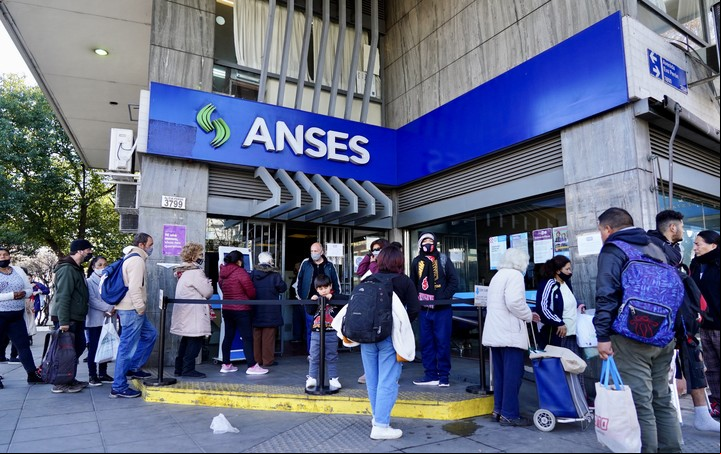 La PUAM se tramita personalmente en las oficinas de la ANSES. Foto: Rafael Mario Quinteros.