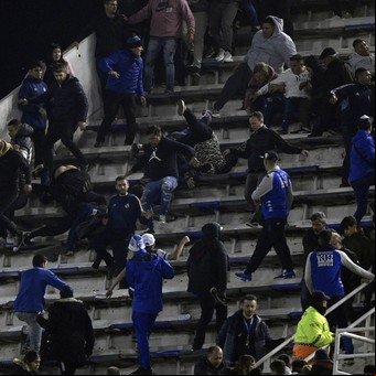 Siete hinchas de Talleres están internados: dos están grave y uno corre riesgo de perder un ojo
