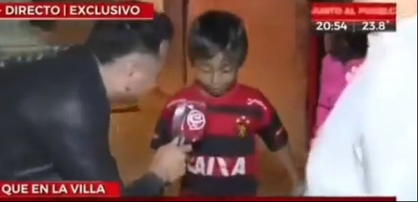 "Quiero ser como Maradona": el video de un niño argentino llorando por la pobreza que conmovió a un club brasileño