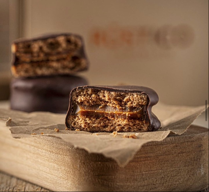 Mundial del alfajor. Rústico, ganador de la categoría Mjeor chocolate negro.