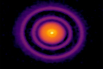 Unos astrónomos tal vez descubrieron el planeta más joven de la galaxia