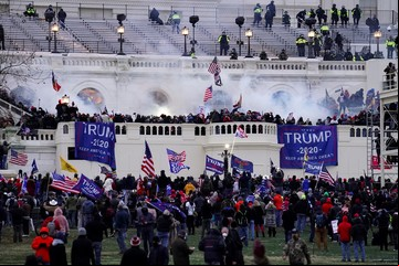 Durísimo informe sobre el asalto al Capitolio: Donald Trump debería ser "prohibido" de cualquier cargo público