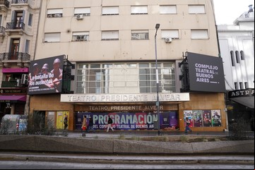 Un teatro histórico que sigue cerrado en pleno apogeo de calle Corrientes: qué pasa con el Presidente Alvear