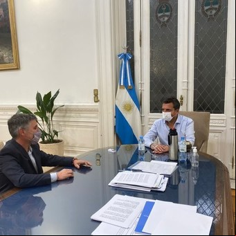 Previo a su viaje, Massa envía a sus técnicos a Washington para negociar con el FMI