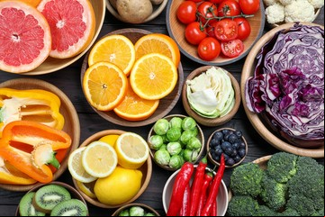 Déficit de vitamina C: dónde hallarla más allá de la naranja, cuáles son sus beneficios y cómo lograr una mejor absorción