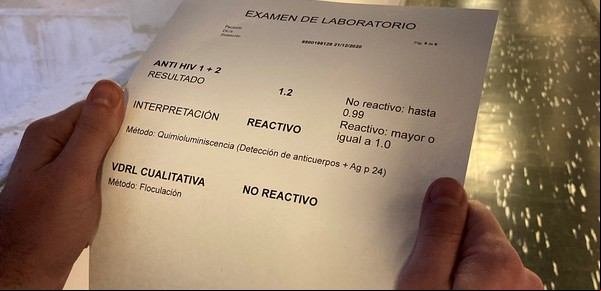 Lo rechazaron en un trabajo porque dio positivo de VIH en el preocupacional: hizo juicio y lo ganó
