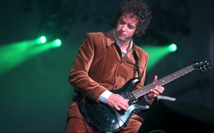 Gustavo Cerati escribió para el Sí de Clarín los motivos de la separación de Soda Stereo en 1997.