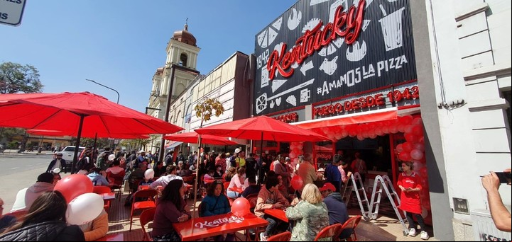 Kentucky desembarcó en Tucumán.