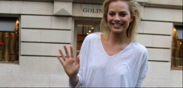Prohibieron la salida del país de los agresores del reportero gráfico que intentó fotografiar a Margot Robbie y Cara Delevingne: el video del ataque