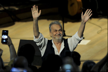 David Lebón festejó sus 70 años con un gran show y muchos invitados famosos en el CCK