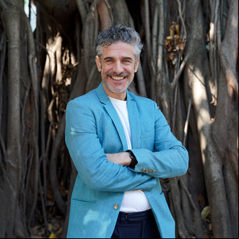 Leonardo Sbaraglia confiesa sus amores y pasiones, su soltería actual y su talento como cocinero