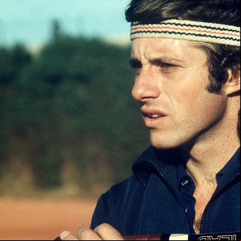 El día que le tiraron sachets de shampoo, la amistad con Borg, el número uno: el libro que celebra al gran Guillermo Vilas