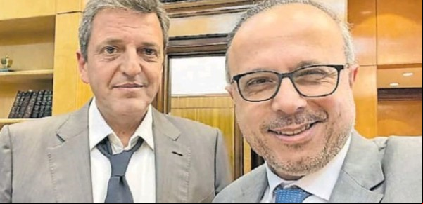 Antonio Aracre, jefe de asesores de Alberto Fernández, debió renunciar cuando sonaba en lugar de Sergio Massa