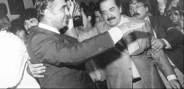 A 40 años de la presentación de la fórmula Alfonsín-Martínez: el día que cerraron el Luna Park porque no entraba más gente