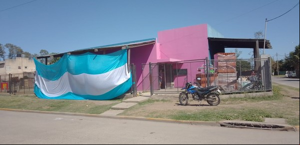 La ONG de uno de los barrios más postergados de Moreno festeja el Mundial con los chicos y también hace de Papá Noel