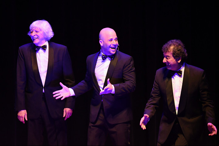 La formación actual de Les Luthiers, en escena en Rosario, en noviembre de 2022. Foto: Juan José García