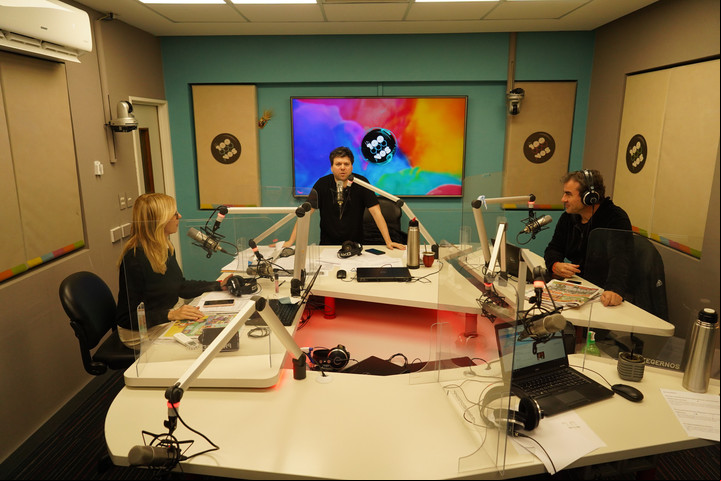 Guido Kaczka en La 100, otro exitoso de la radio y la TV. Foto: Rafael Mario