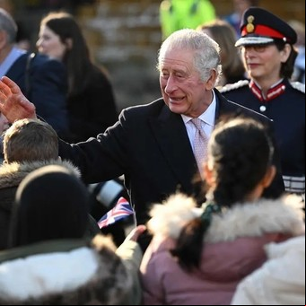 El palacio de Buckingham fija un fin de semana de tres días para la coronación del rey Carlos III