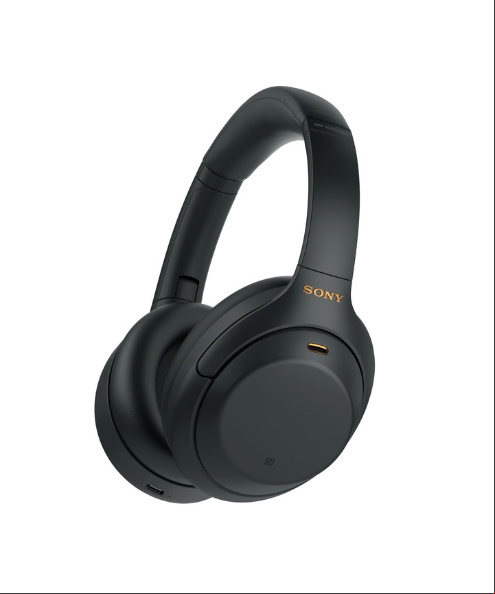Captura el sonido ambiental y transmite los datos a un procesador, que se encarga de reducir el ruido. Bluetooth, cable. Batería con carga rápida. $ 99.999.