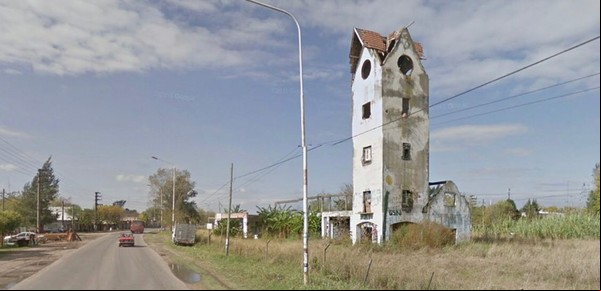 La misteriosa torre abandonada que se ve desde el tren Sarmiento: ¿cuál es la verdad detrás de las ruinas?