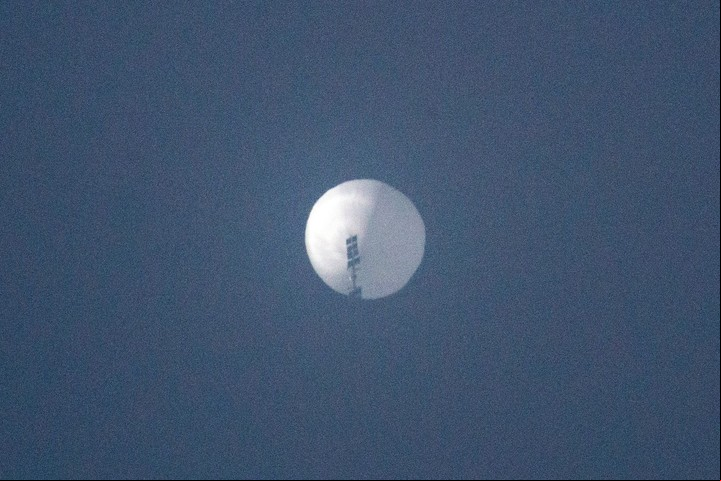 El globo chino, sobre Montana, Estados Unidos. Foto AFP