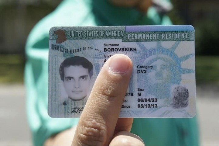 Las principales diferencias entre la Green Card y la ciudadanía americana.