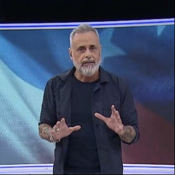 Jorge Rial volvió a las redes: "Les estoy escribiendo después de un susto enorme"