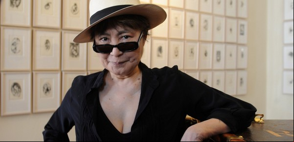 Una biografía de Yoko Ono reivindica su figura "incomprendida" y la coautoría de 'Imagine'