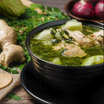 Cómo utilizar la moringa para mejorar la artritis y las enfermedades óseas